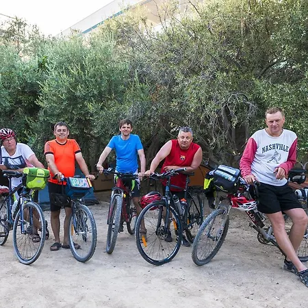 Κάμπινγκ Trip Yard Λεμεσός